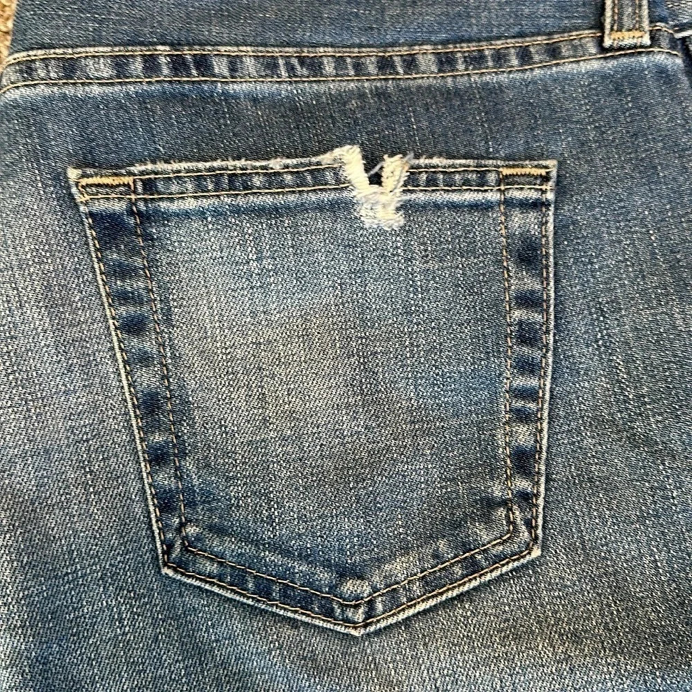 AG “The Drew” Straight Leg Boyfriend Jeans, Like New, Size 28R - Picture 2 of 8